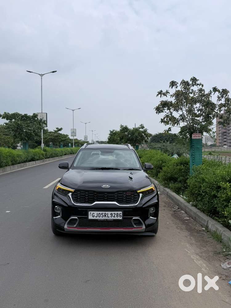 Kia Sonet Petrol 2021