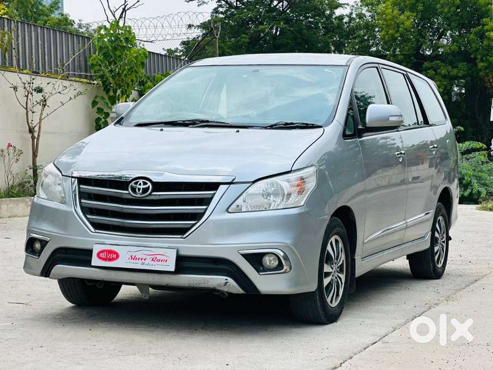 Toyota Innova 2.5 V 8 Str, 2015, Diesel