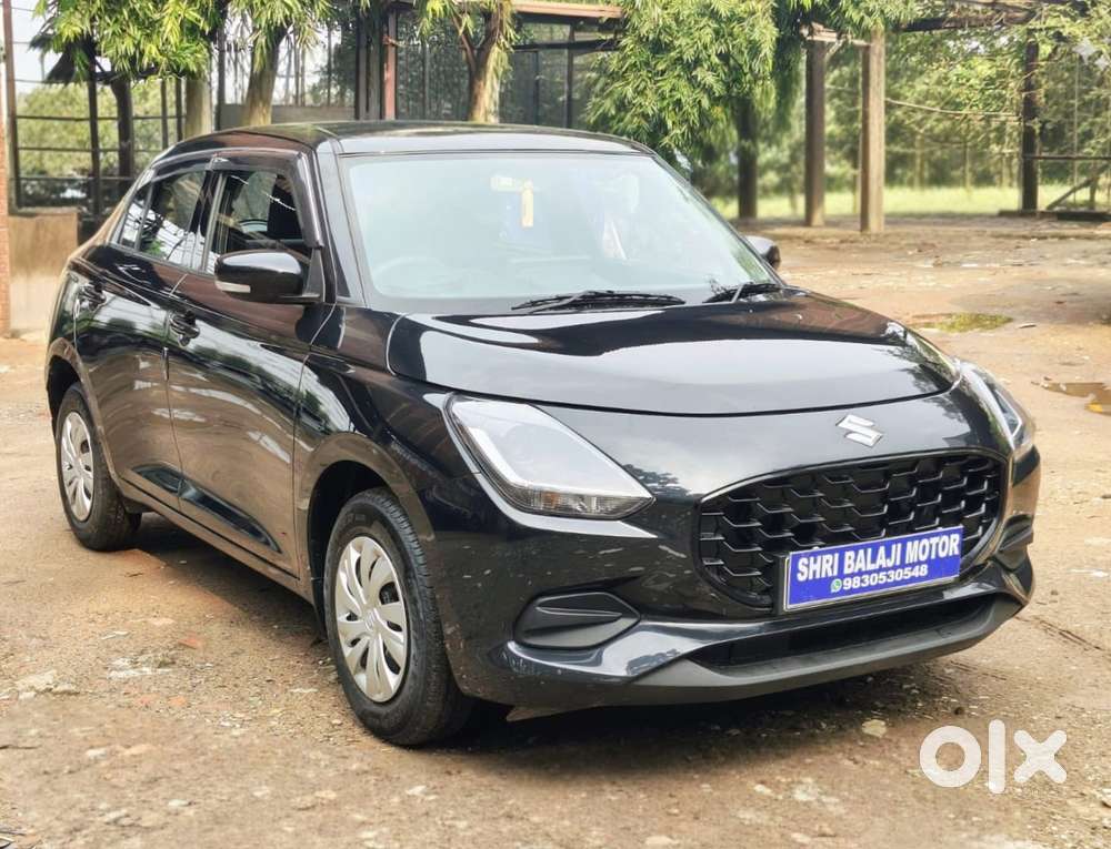 Maruti Suzuki Swift Vxi + Manual, 2025, Petrol