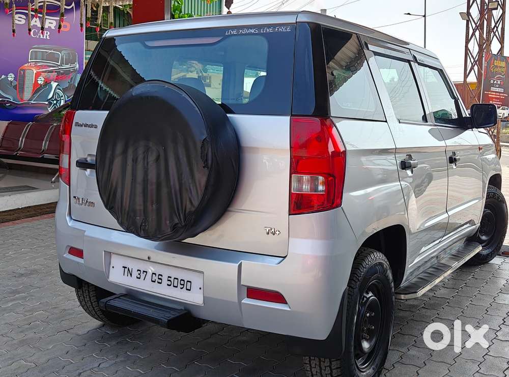 Mahindra Tuv 300 T4 Plus, 2016