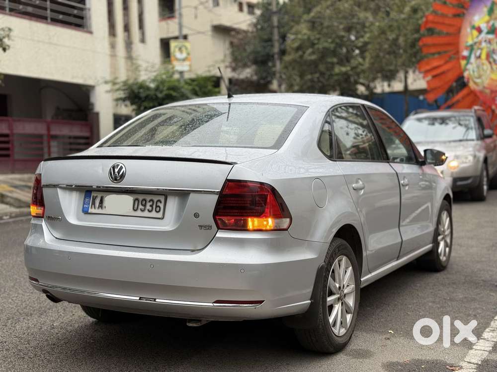 Volkswagen Vento 1.2 Tsi Highline Plus At, 2018, Petrol