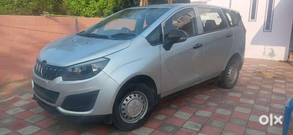 Mahindra Marazzo 2019 Diesel 134000 Km Driven Oneway