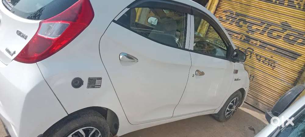 लोन गाड़ी भेज रहे