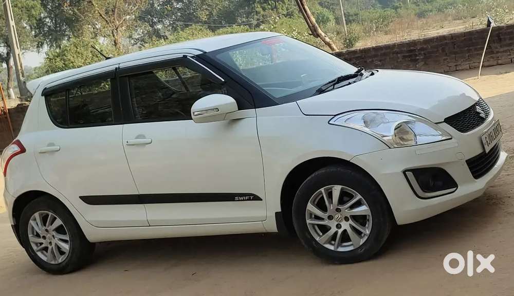 Maruti Suzuki Swift 2017 Cng & Hybrids 39000 Km Driven