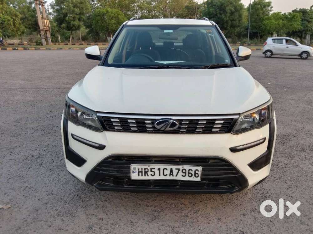 Mahindra Xuv300 W6 Amt Diesel, 2020, Diesel