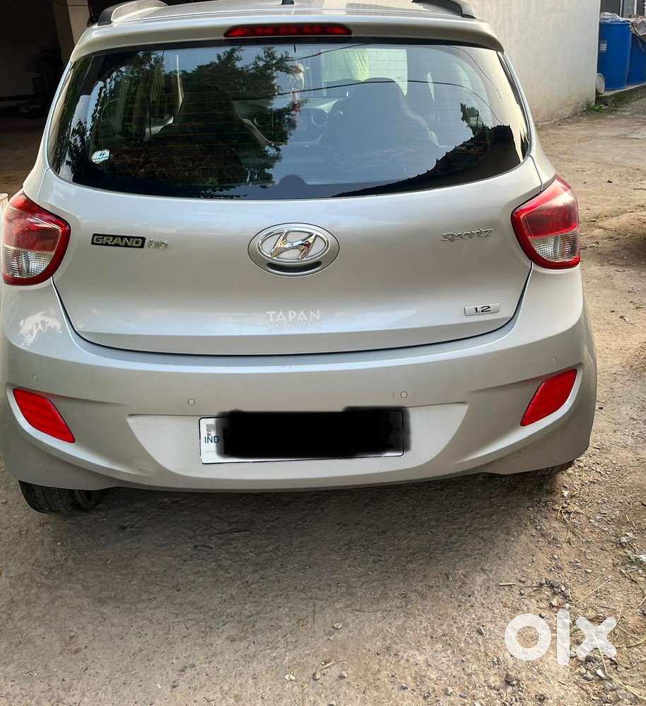 Hyundai Grand I10 2017 Petrol Well Maintained