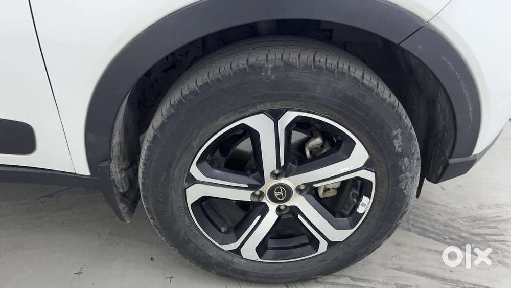 Tata Nexon 1.2 Revotron Xz Plus, 2022, Petrol