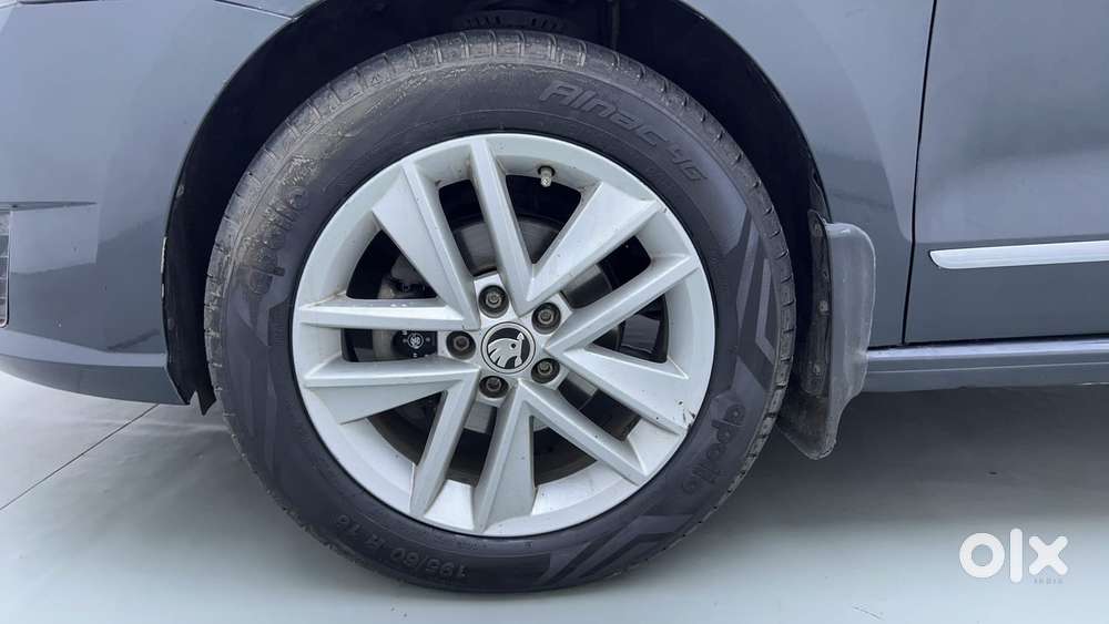 Skoda Rapid 1.5 Tdi Style/1.5 At Style, 2020, Petrol