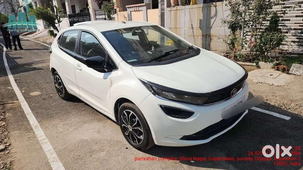 Tata Altroz 1.5 Plus 2021