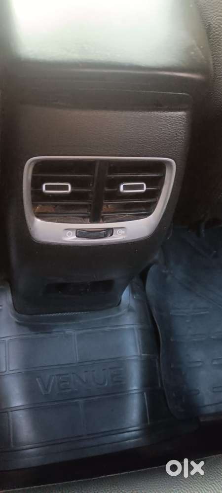 Hyundai Venue S Plus Mt 1.2 Kappa, 2022, Petrol