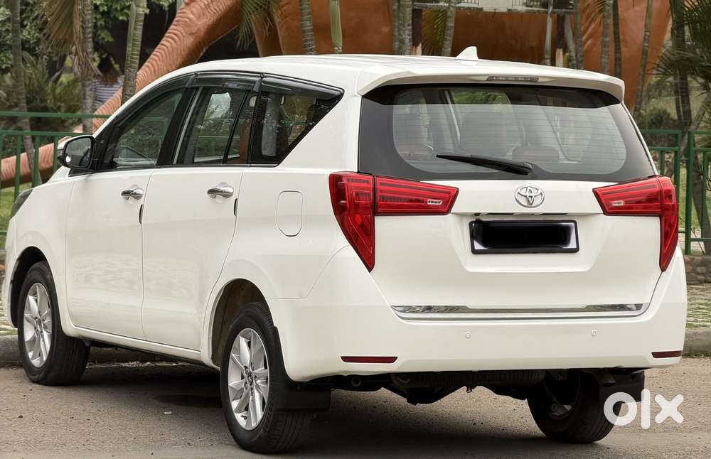 Toyota Innova Crysta 2.4 V 7 Str, 2018, Diesel