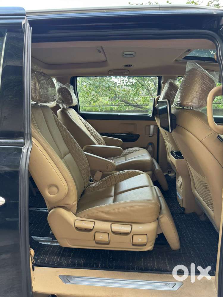 Kia Carnival Limousine Plus 7 Str, 2022, Diesel