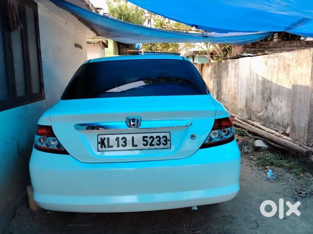 Honda City Petrol Mt 2004