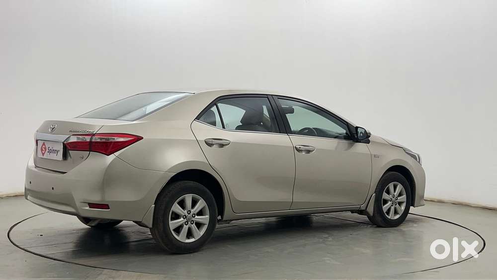 Toyota Corolla Altis 1.8 G, 2015, Petrol