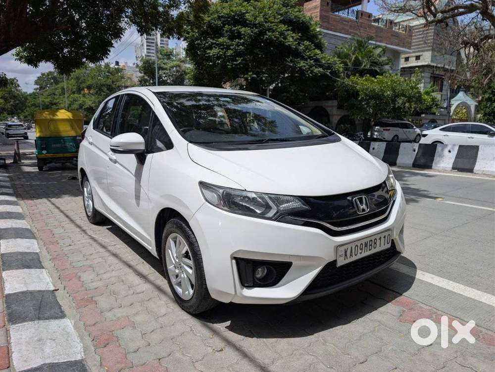 Honda Jazz V Automatic, 2015, Petrol