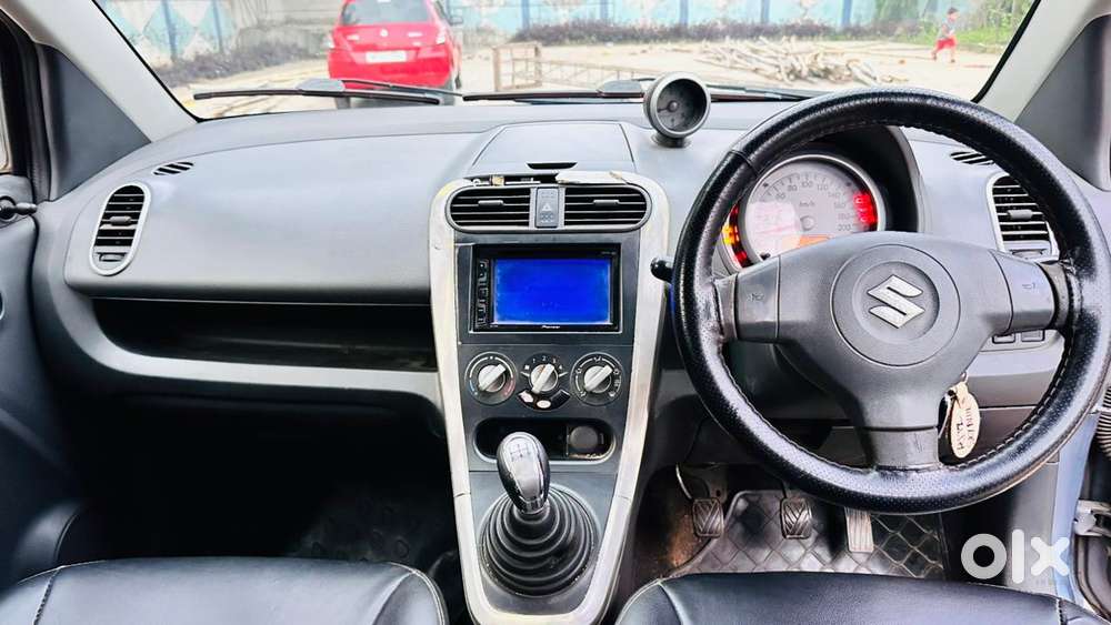 Maruti Suzuki Ritz Vxi Genus, 2013, Petrol
