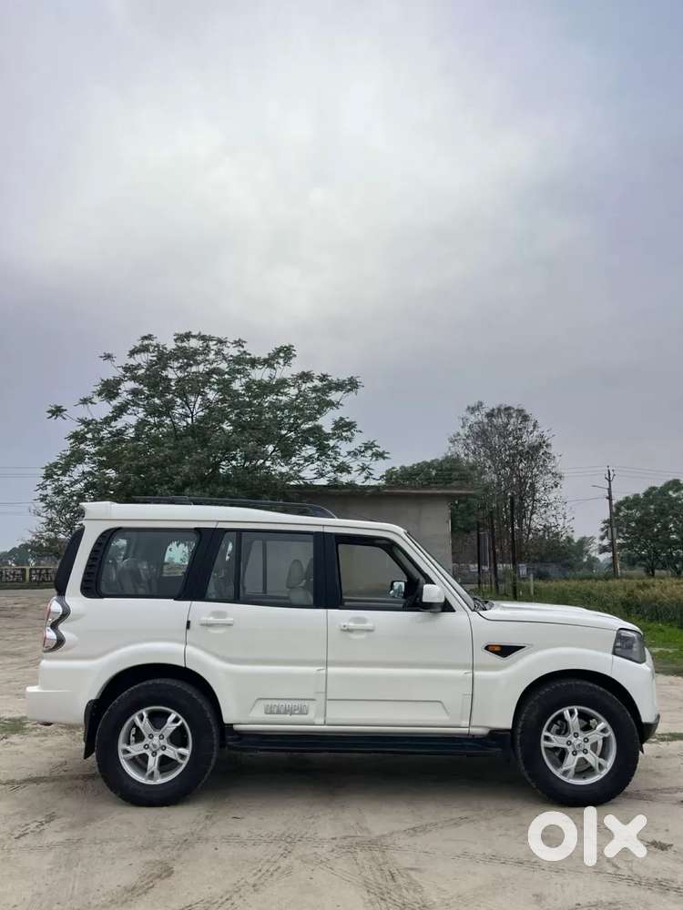 Mahindra Scorpio S10 At 2wd, 2016, Diesel
