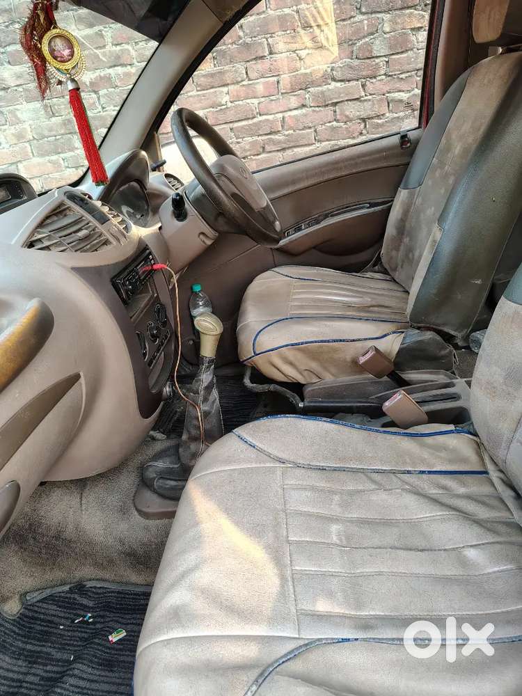 Mahindra Xylo 2010