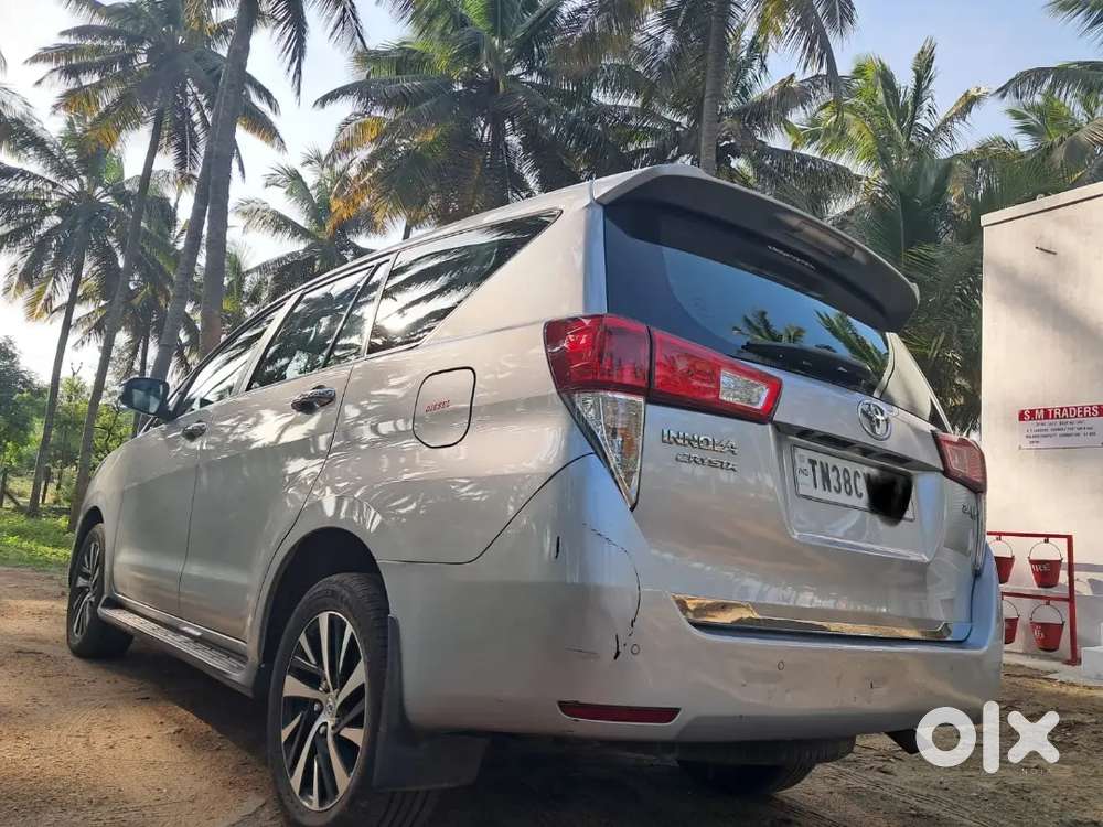 Toyota Innova Crysta 2021 Diesel 140000 Km Driven