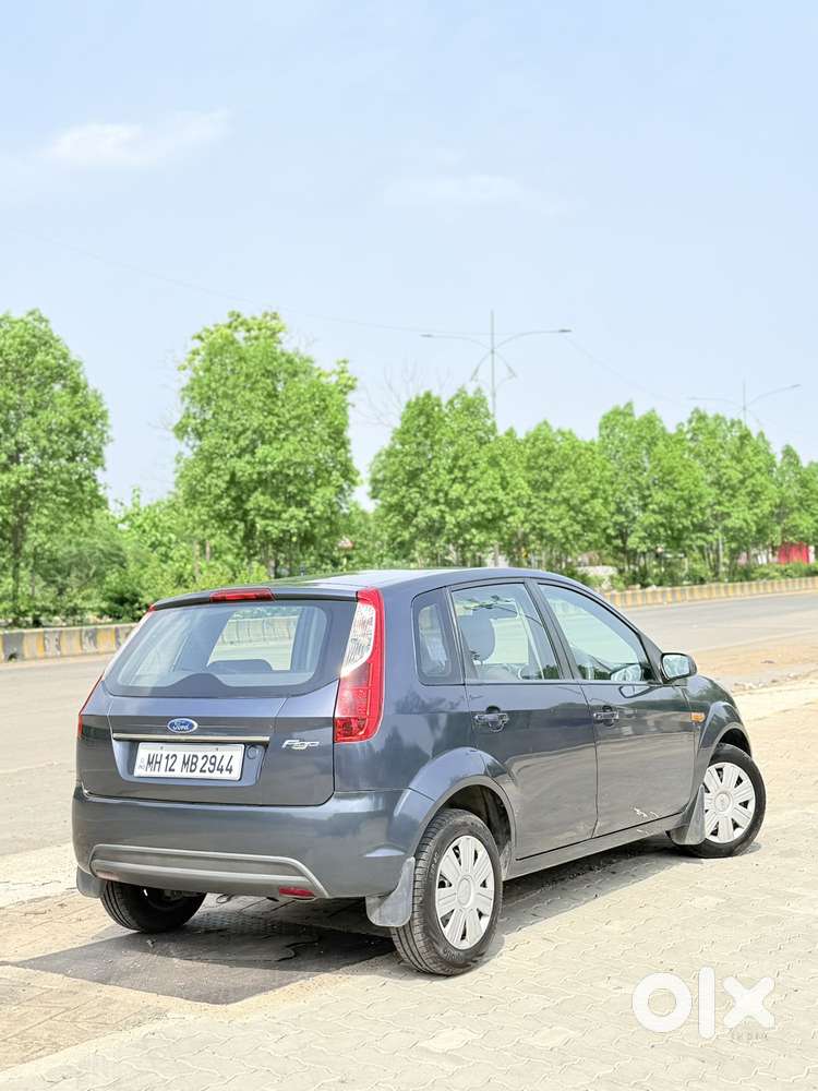 Ford Figo Petrol Zxi, 2011, Petrol
