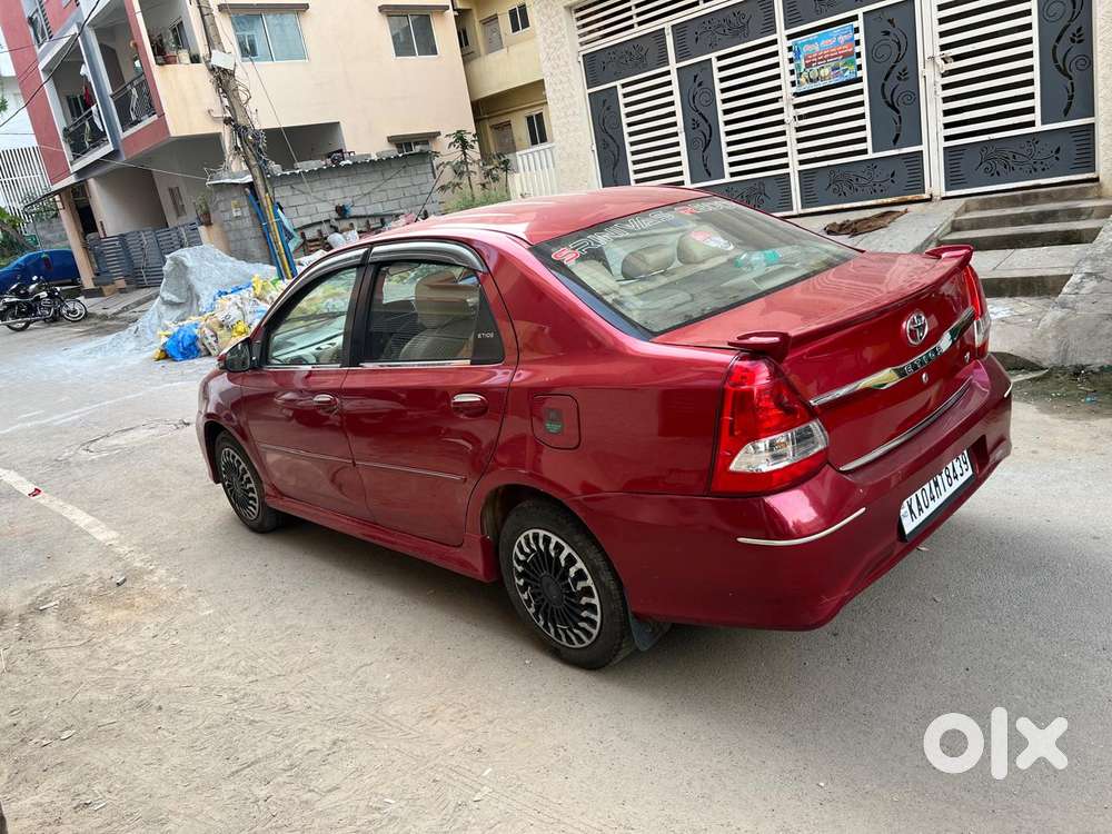 Toyota Etios 1.5 V, 2017, Petrol