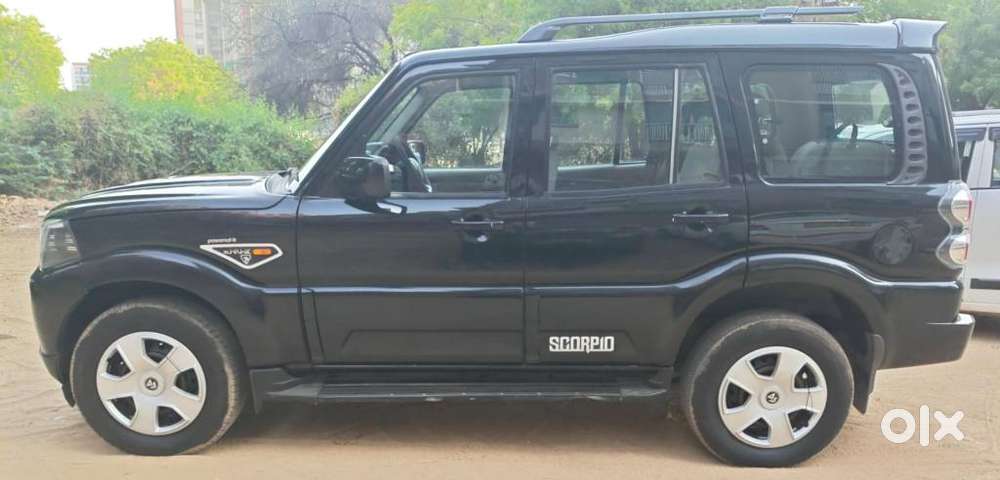 Mahindra Scorpio S6 Plus, 2017, Diesel