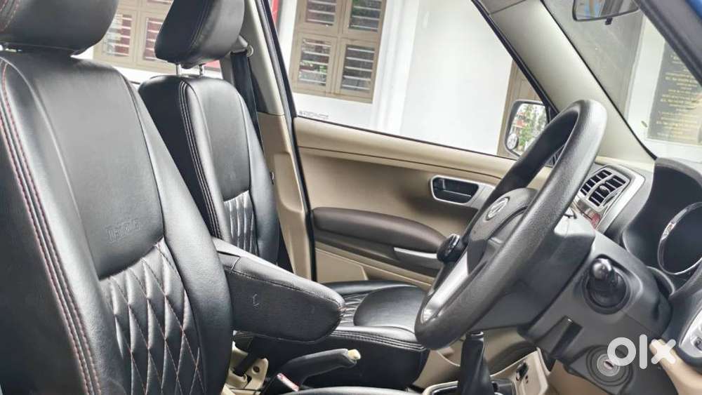 Mahindra Tuv 300 Mhawk100 T8, 2016, Diesel