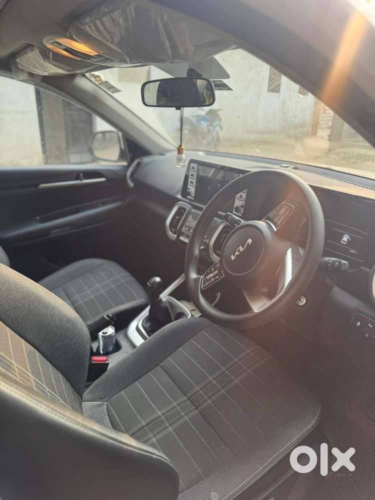 Kia Sonet 2024 Petrol 16000 Km Driven