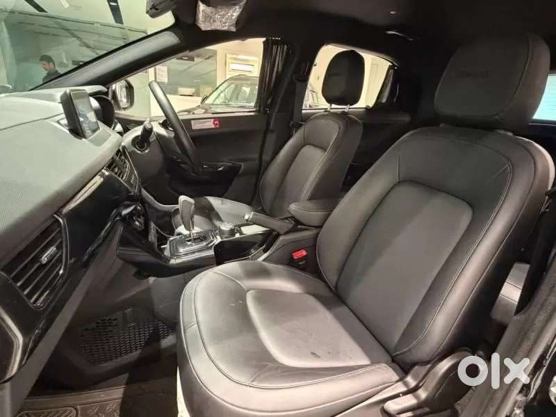 Tata Nexon 1.2 Revotron Xza Plus Luxs Red Dark Edition Amt, 2023, Pe..