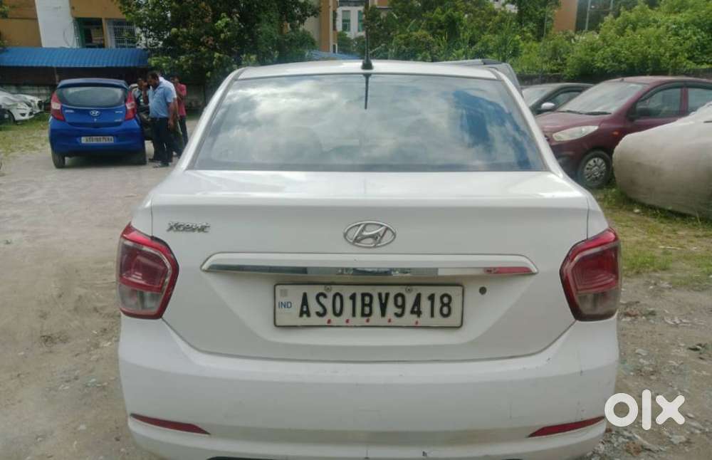 Hyundai Xcent, 2015