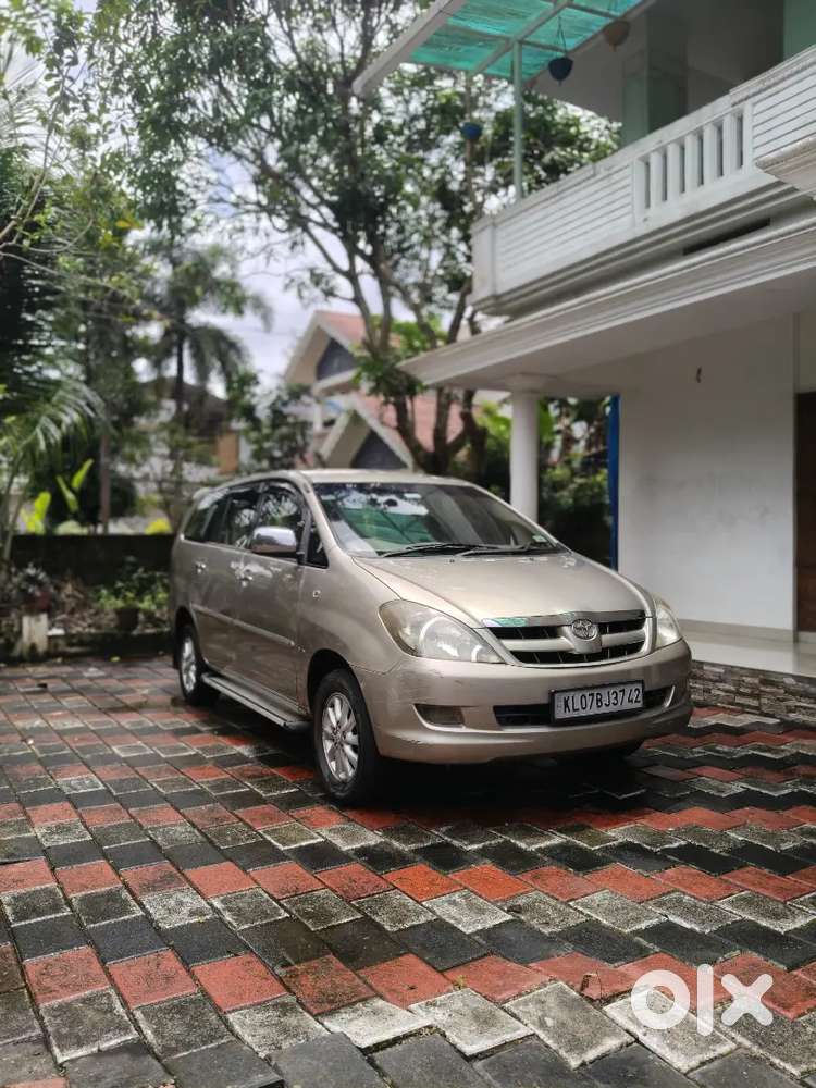 Toyota Innova 2.5 V 2008