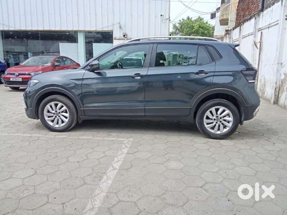 Volkswagen Taigun 1.0 Tsi Highline At, 2007, Petrol