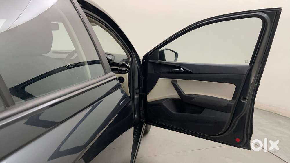 Skoda Slavia Ambition 1.0l Tsi Mt, 2022, Petrol