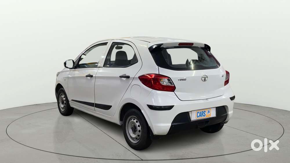 Tata Tiago Xe, 2018, Petrol