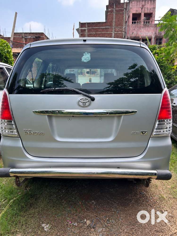 Toyota Innova Diesel 2011