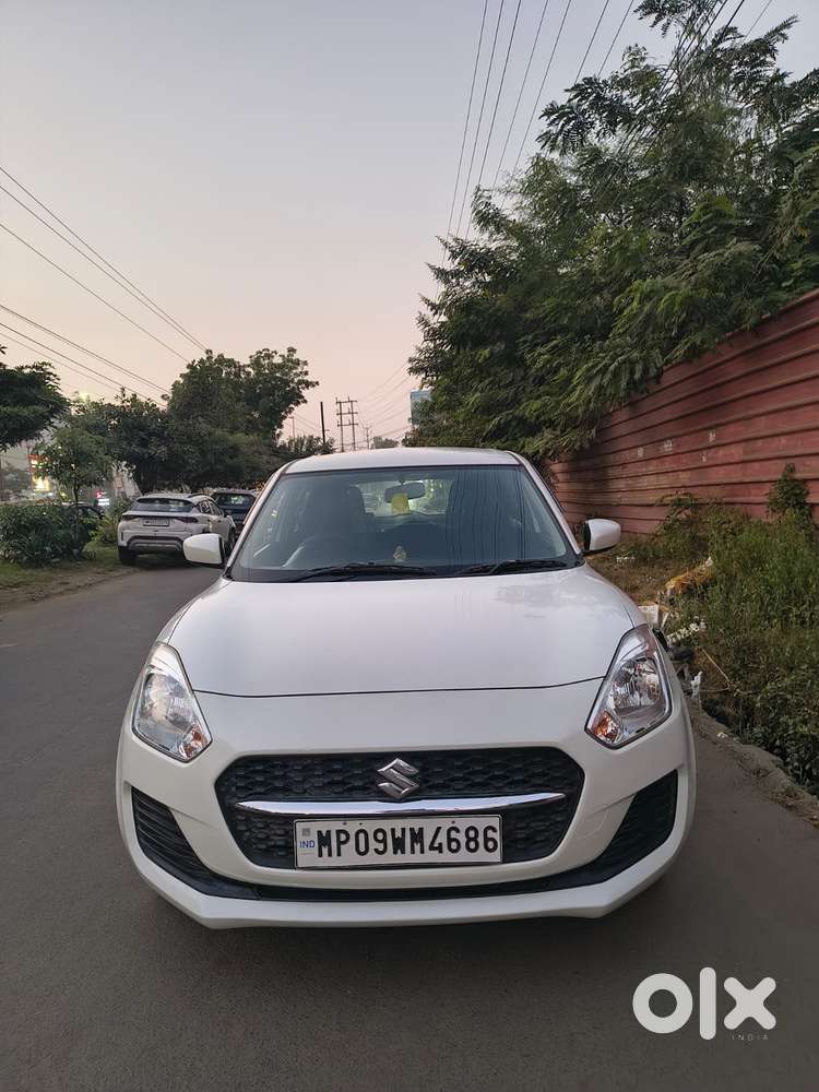 Maruti Suzuki Swift 1.2 Lxi (o), 2022, Petrol