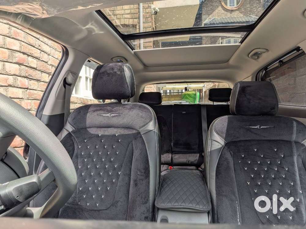 Selling 1 Month Old 1500km Driven Creta S (o)