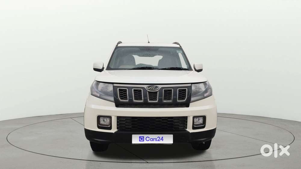 Mahindra Tuv 300 T10, 2019, Diesel