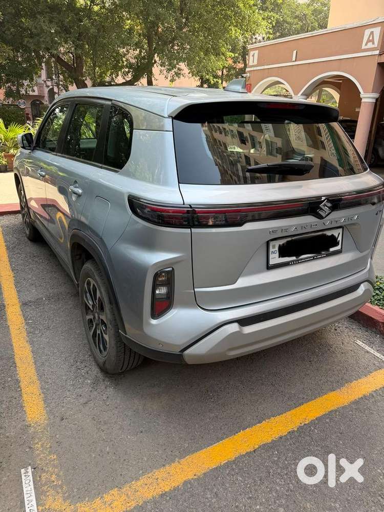 Maruti Suzuki Grand Vitara 2023 Petrol Well Maintained