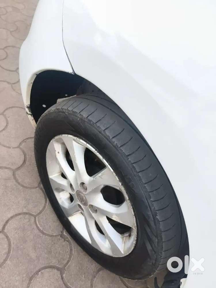 Nissan Micra Xv Petrol 2015 Gj Gadi Hai Pepar Sab Clear Hai