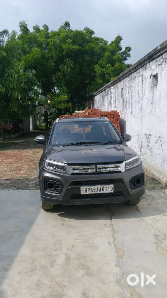 Brezza Vxi 2020