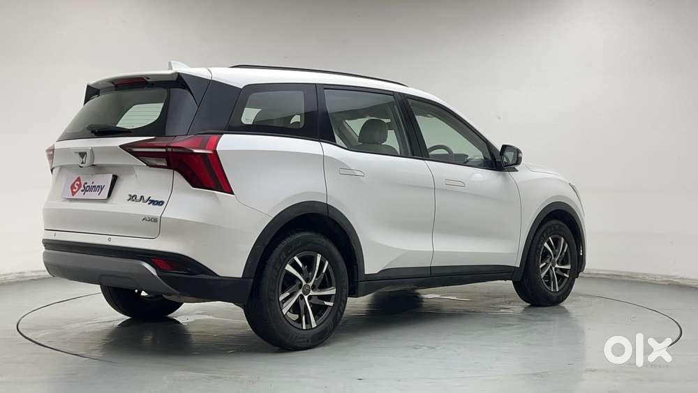 Mahindra Xuv700 2.0 Ax 5 Petrol At Str, 2022, Petrol