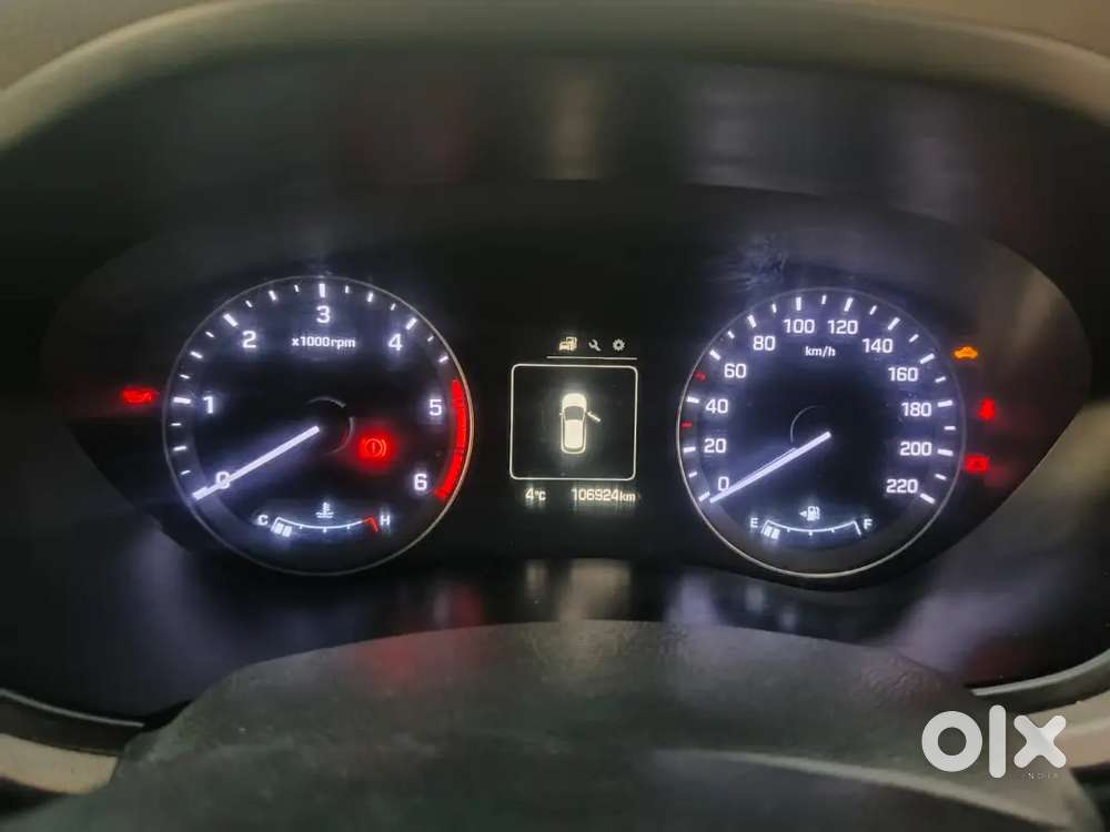 I20 Diesel Top Model With Push Button Start Complete Key Less Entry