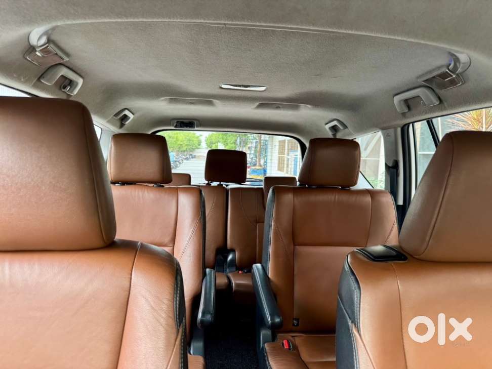 Toyota Innova Crysta 2.8 Zx At, 2017, Diesel