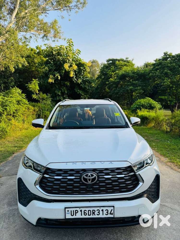 Toyota Innova Hycross 2.0 Vx Hybrid 7 Str, 2023, Petrol