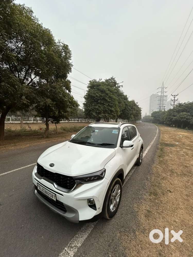 Kia Sonet Petrol 2021