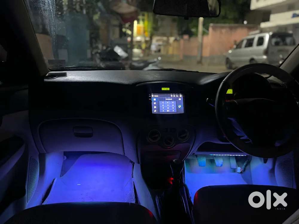 Hyundai Verna 2006 Vip No 8055 Boss