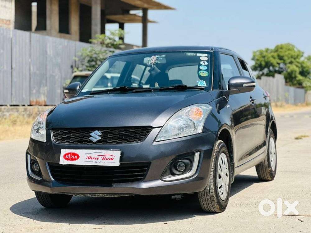 Maruti Suzuki Swift Vxi + Manual, 2017, Petrol