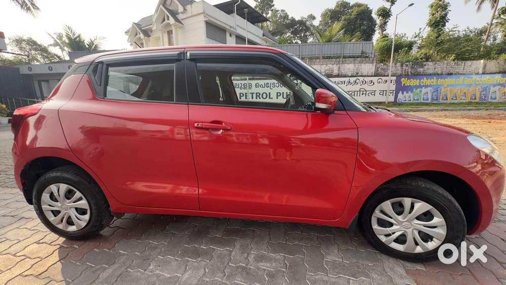 Maruti Suzuki New-gen Swift Vxi, 2022, Petrol