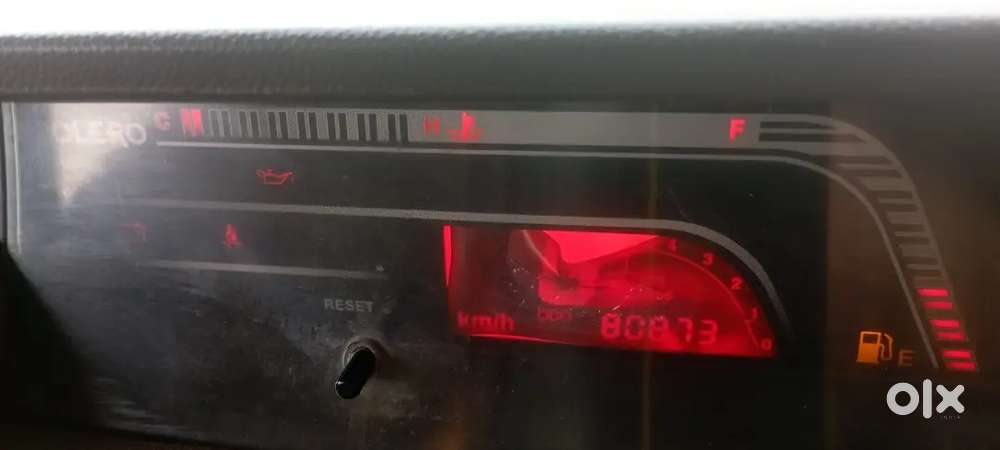 Mahindra Bolero 2015 Petrol 80873 Km Driven